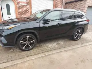Toyota Highlander Hybrid  2022,AWD-Full option,7 locuri - 12