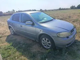 Vând Opel astra g