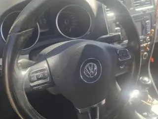 Vând golf 6