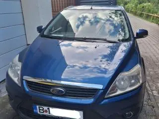 Ford Focus Sedan 1.6 TDCi 109 CP