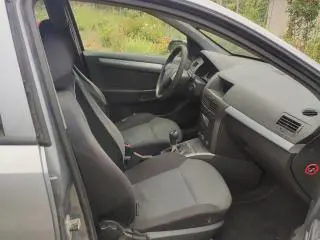 Opel Astra H 2005 - 6