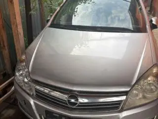 Opel Astra H