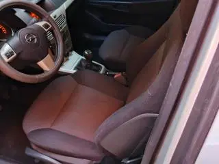 Opel Astra H