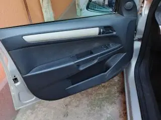 Opel Astra H - 6