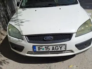 Ford focus An 2005 mai multe detalii la telefon