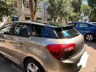 Ds5 2015 motor 2,0 blue hdi 182 cp