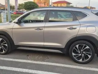 Hyundai Tucson 1.6 T-GDI benzina, 177 CP, 4WD, automata –Luxury–