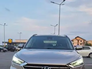 Hyundai Tucson 1.6 T-GDI benzina, 177 CP, 4WD, automata –Luxury–