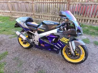 SUZUKI GSXR 600 ! stare FOARTE BUNA