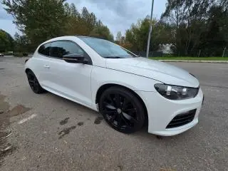VW Scirocco R-Line – 2.0 TFSI – 260 CP – DSG – 2011 – 108.000 km