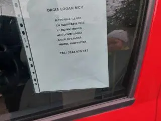 Vând Dacia Logan Van