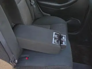 Toyota Avensis T25