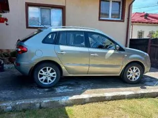 KOLEOS  -  118500 Km.  -  Carte service si istoric RAR la zi