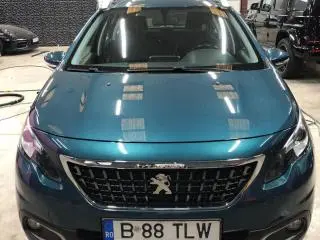 VadPeugeot 2008SUV - 10