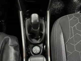 VadPeugeot 2008SUV - 12