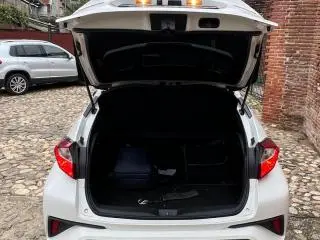 Vand Toyota C-HR Hybrid