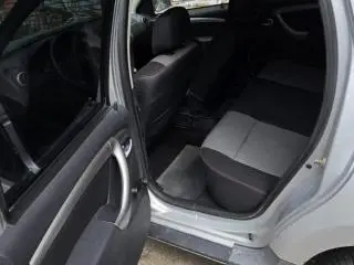 Dacia Duster 4x4 1.6 benzina 2013