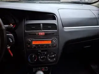 Fiat Linea Active 2011