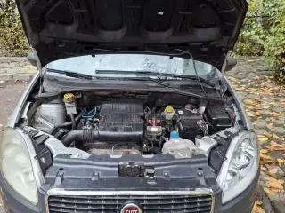 Fiat Linea Active 2011 - 6