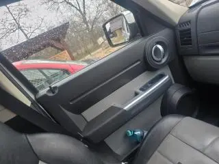 Dodge Nitro SXT CRD 2010 Vând Sau schimb , Diesel, 177 CP, 5 Locuri, 2777 cm³ - 19