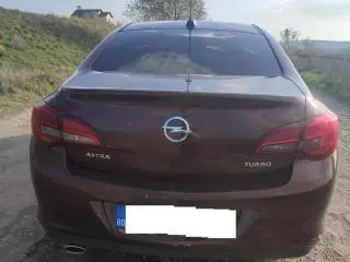 Opel astra j 140CP TURBO 2018