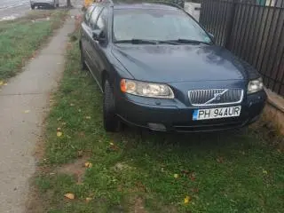 Vând Volvo V70 D5 motor defect