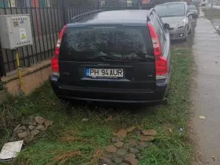 Vând Volvo V70 D5 motor defect