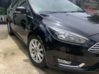 Ford Focus 2.0 TDCi Powershift Titanium