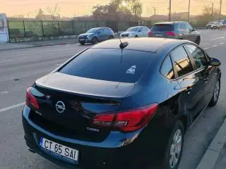 Vând Opel Astra J 1.4 turbo, an 2018, 140 CP, unic proprietar, 7300 euro negociabil
