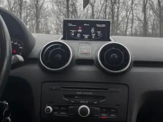 2015 Audi A1 TFSI 1.0 benzină - 82500 km - 18