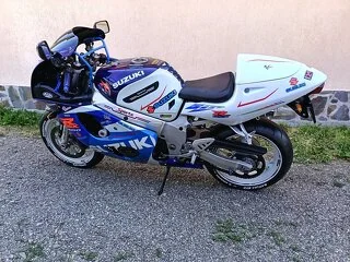 SUZUKI GSXR 600 ! ca NOU - 6