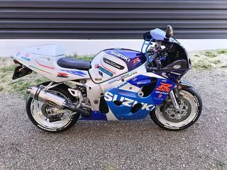 SUZUKI GSXR 600 ! ca NOU - 8