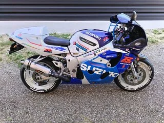 SUZUKI GSXR 600 ! ca NOU - 10