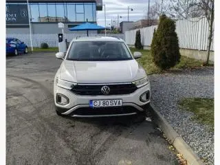 Vând Volkswagen T-roc 1.5tsi