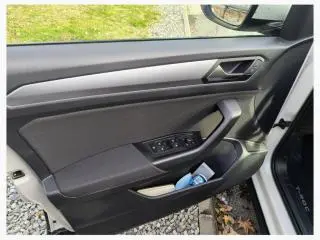 Vând Volkswagen T-roc 1.5tsi - 7