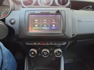 Dacia Duster 2018 - 1.6 SCe Prestige jante 17" - 10