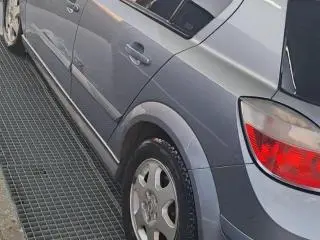 Vand Opel Astra H - 6