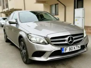 Mercedes C300 4Matic EQ-Boost Mild Hybrid 258 CP Distronic PLus Multibeam