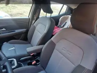 Dacia Sandero Stepway Extreme, in garantie, aproape nouă