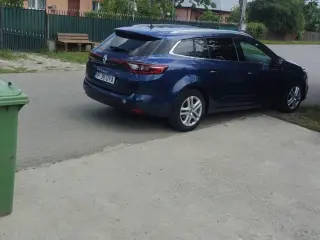 Renault Megane 4 Bussines Edition , 1.5 DCI , fara ad blue , 110 cai ( cel mai fiabil motor)