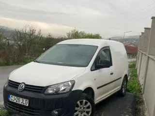 Vand vw Caddy 1.6tdi 105 cp 2011