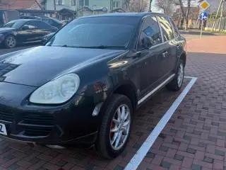 Porsche Cayenne 2004