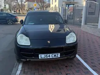 Porsche Cayenne 2004