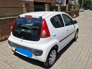 Vand Peugeot 107