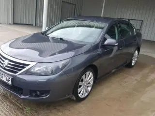 Renault Latitude