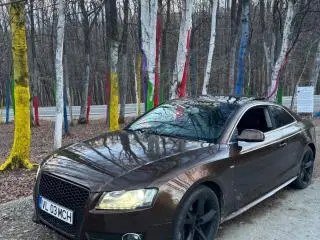 Vând Audi A5