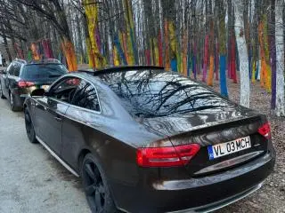 Vând Audi A5
