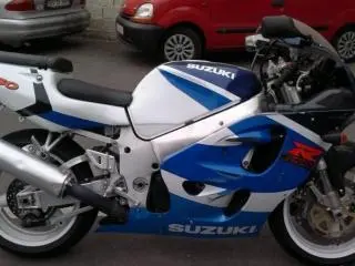 PIESE suzuki gsxr 600 / 750 SRAD - 6