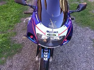 SUZUKI GSXR 600 ! ca NOU - 7