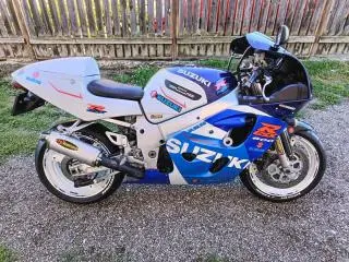SUZUKI GSXR 600 ! ca NOU - 10